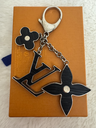 LV Charm (black)